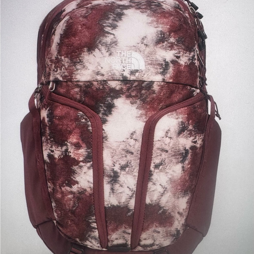 The North Face women’s Surge commuter laptop backpack. - Picture 7 of 9